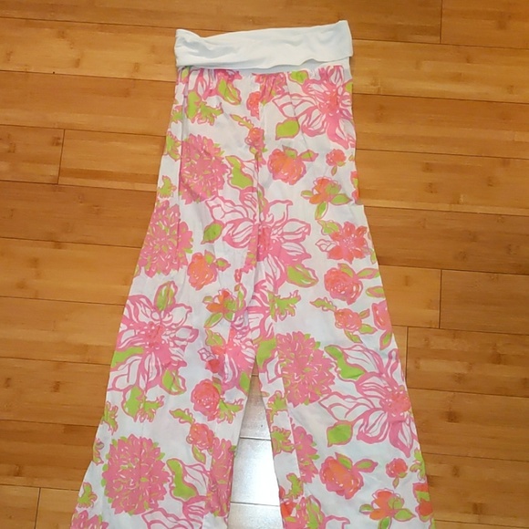 Lilly Pulitzer Pants - Lilly Pulitzer wide leg lounge pants flower print Lilly Pulitzer Pants - Lilly Pulitzer wide leg lounge pants flower print